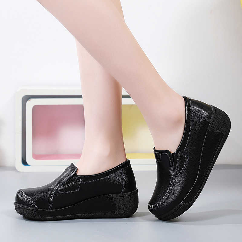 Women Shoes Name - Tênis Mocassim Hightops Universal Brands para