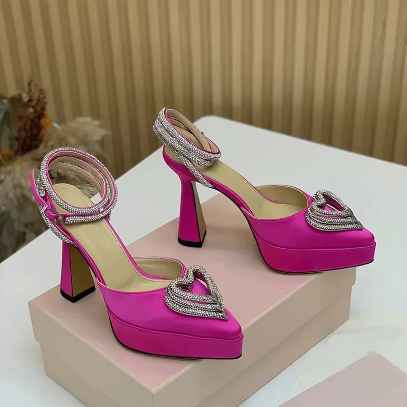 Plataforma de cristal amor dec - Pointed Toe Flat avaliação e preço
